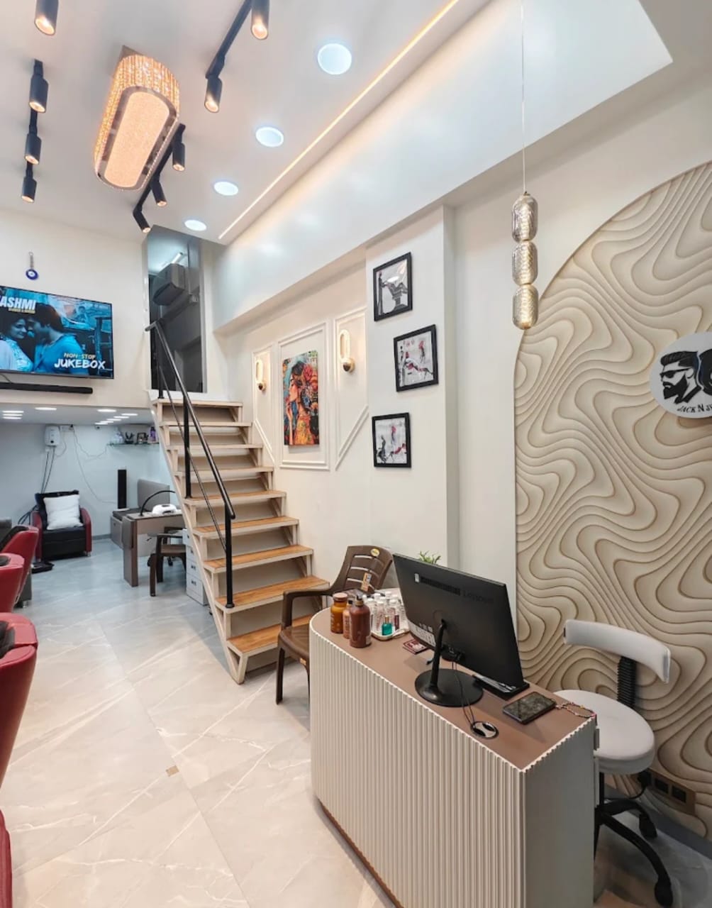 Jack N Jill salon reception and lounge